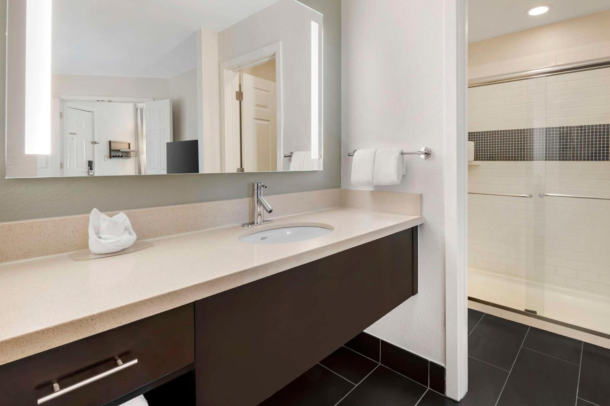 Sonesta Es Dulles Airport Hotel 3*