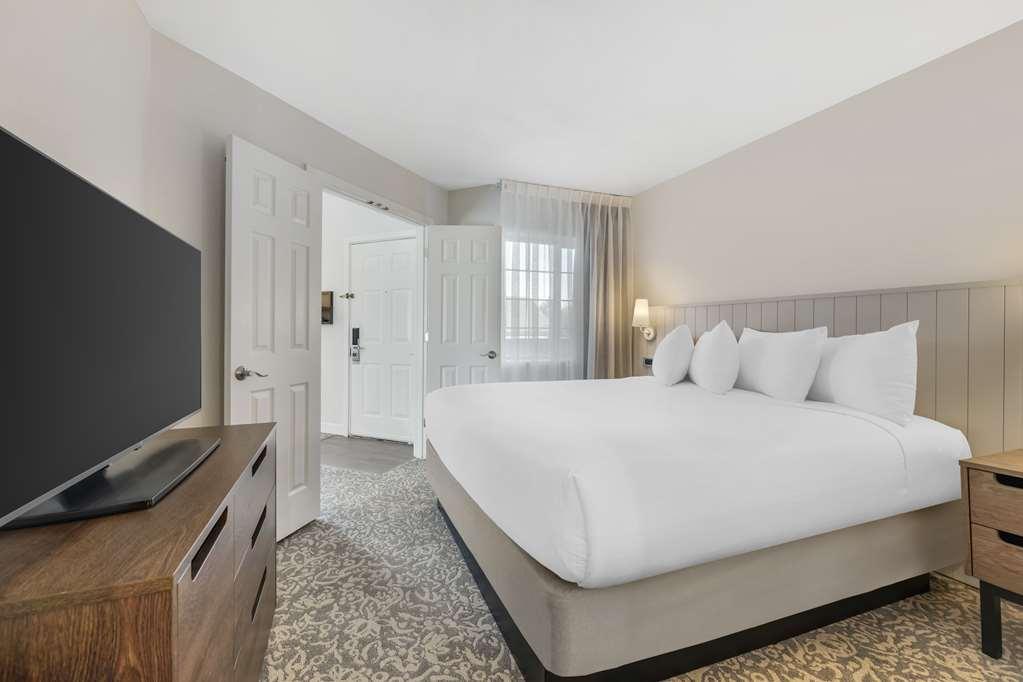 Hotel Sonesta Es Dulles Airport 3*